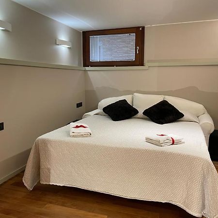 San Marco Apartment With Canal View Венеция Екстериор снимка